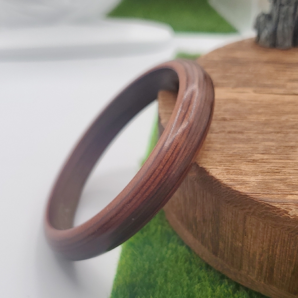 Brown Wooden Saucer Bracelet 1970s B3028